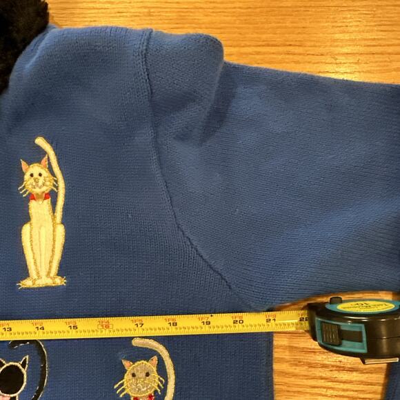 Berek Cardigan Sweater Large Embroidered Cats Beaded Paw Buttons Artsy Unique - Picture 9 of 12